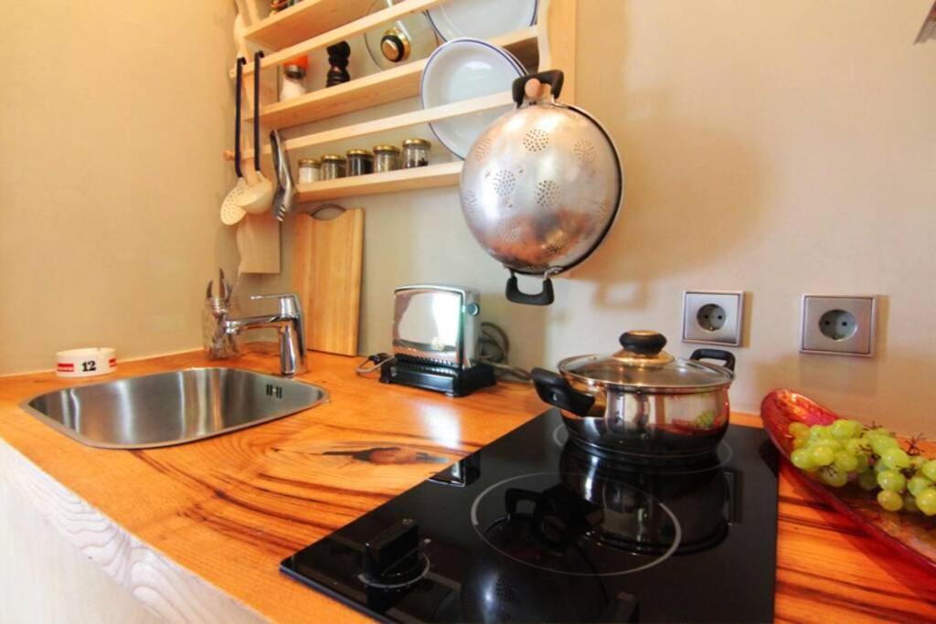 Charming Rooftop Nest With Awesome Acropolis View Downtown Athens Ngoại thất bức ảnh